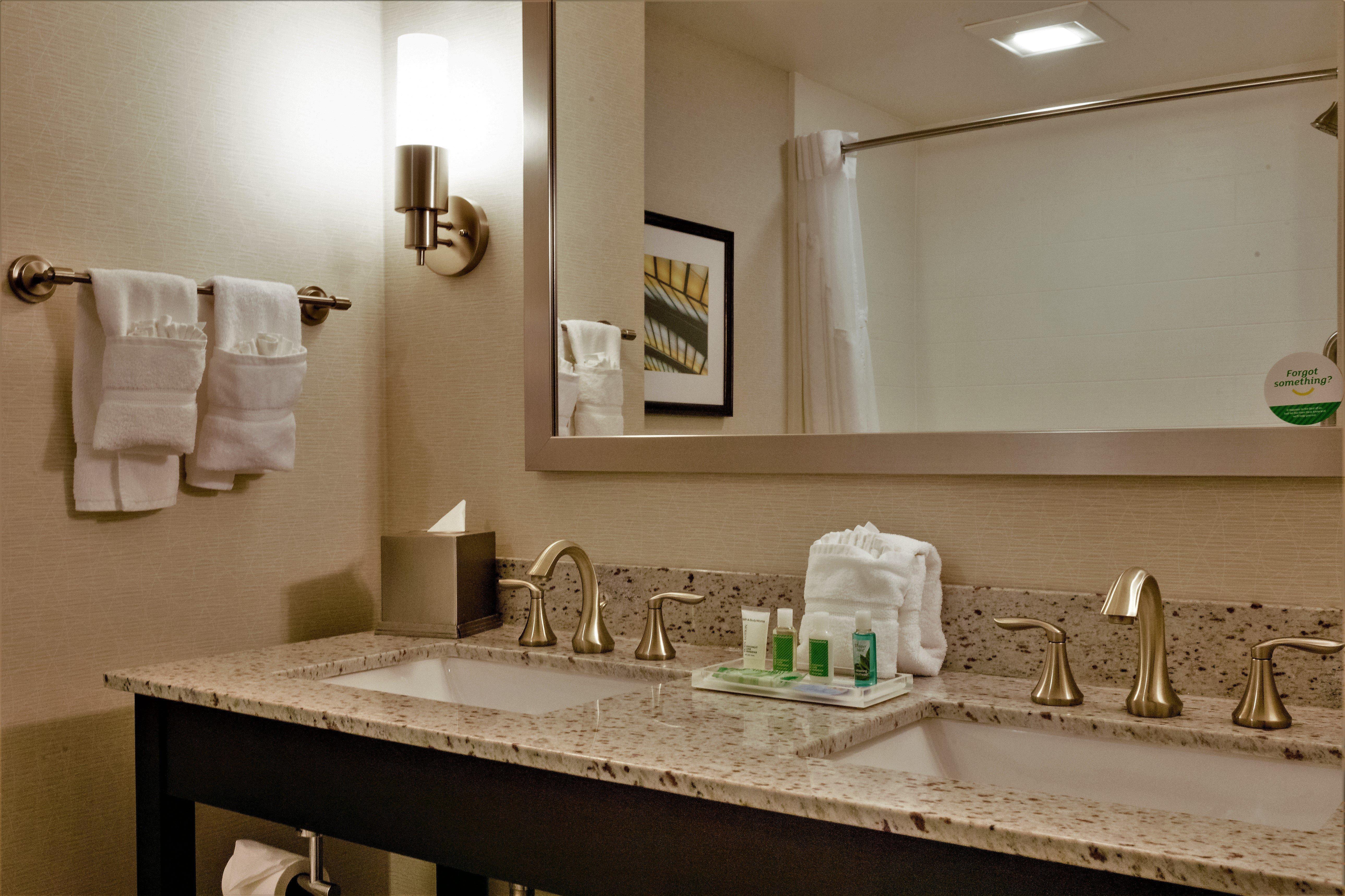 Holiday Inn And Suites East Peoria By Ihg Exteriör bild