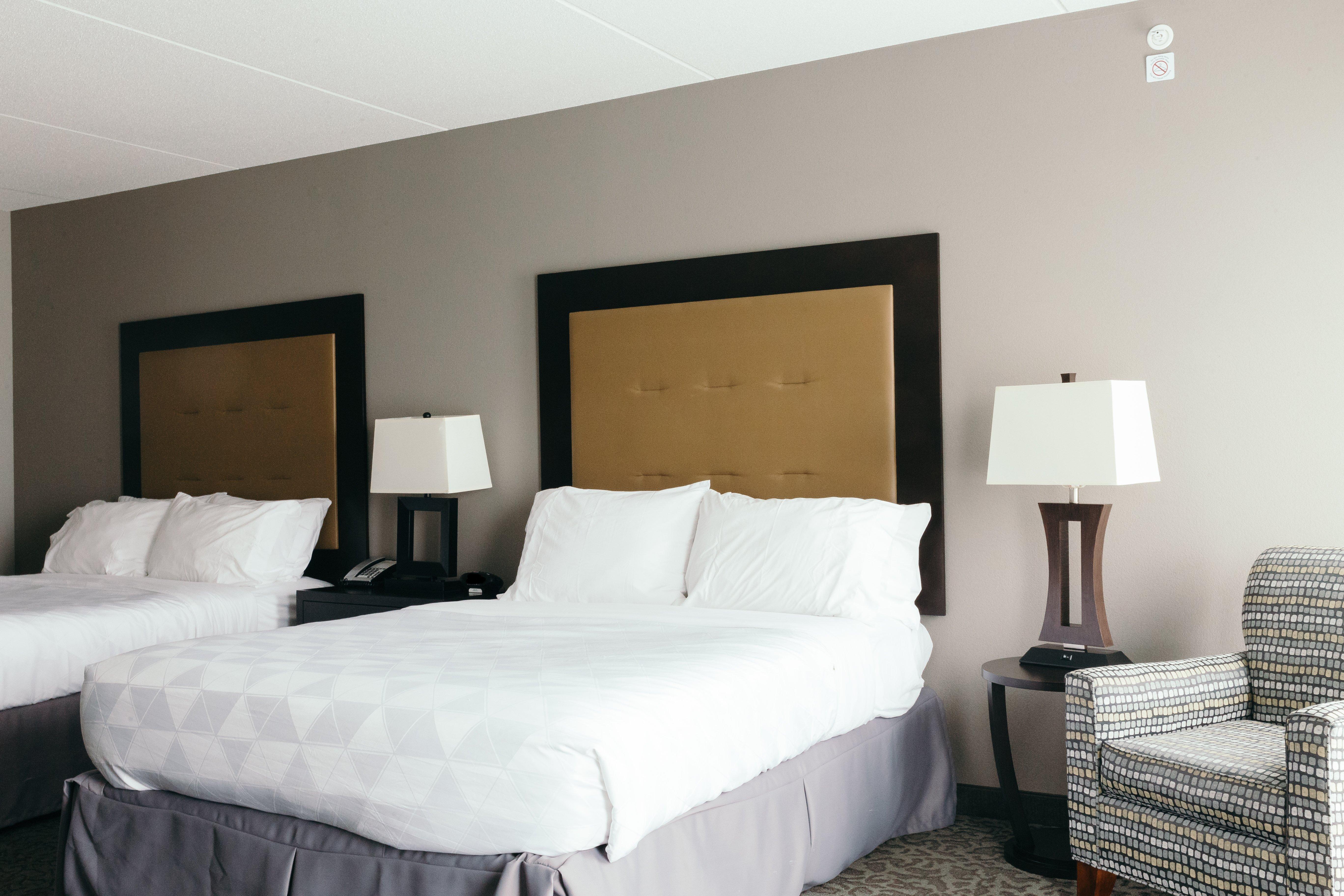 Holiday Inn And Suites East Peoria By Ihg Exteriör bild