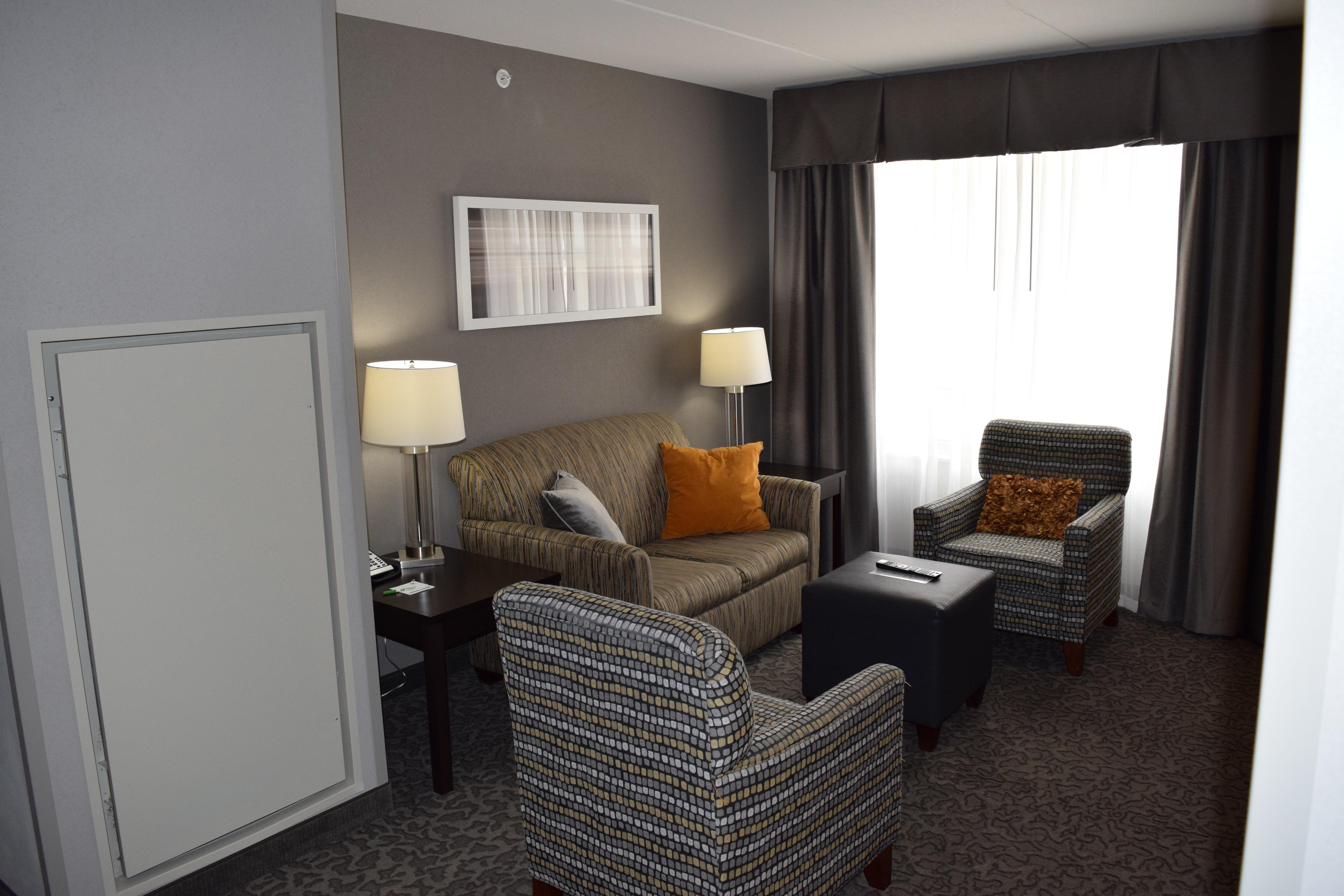 Holiday Inn And Suites East Peoria By Ihg Exteriör bild